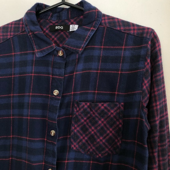 URBAN OUTFITTERS FLANNEL PLAID BUTTON UP SHIRT - Picture 1 of 6